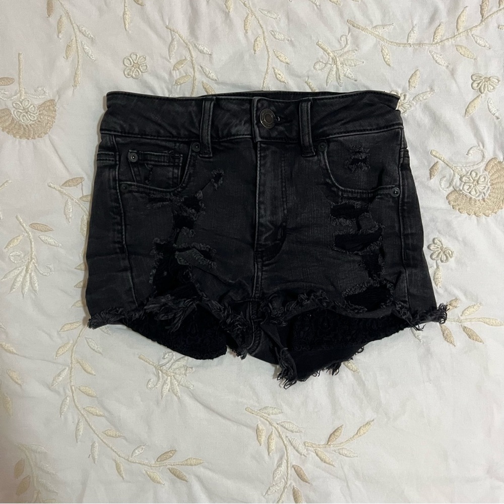 American Eagle Outfitters Super Stretch AEO Denim Hi-Rise Distressed Shortie, 00